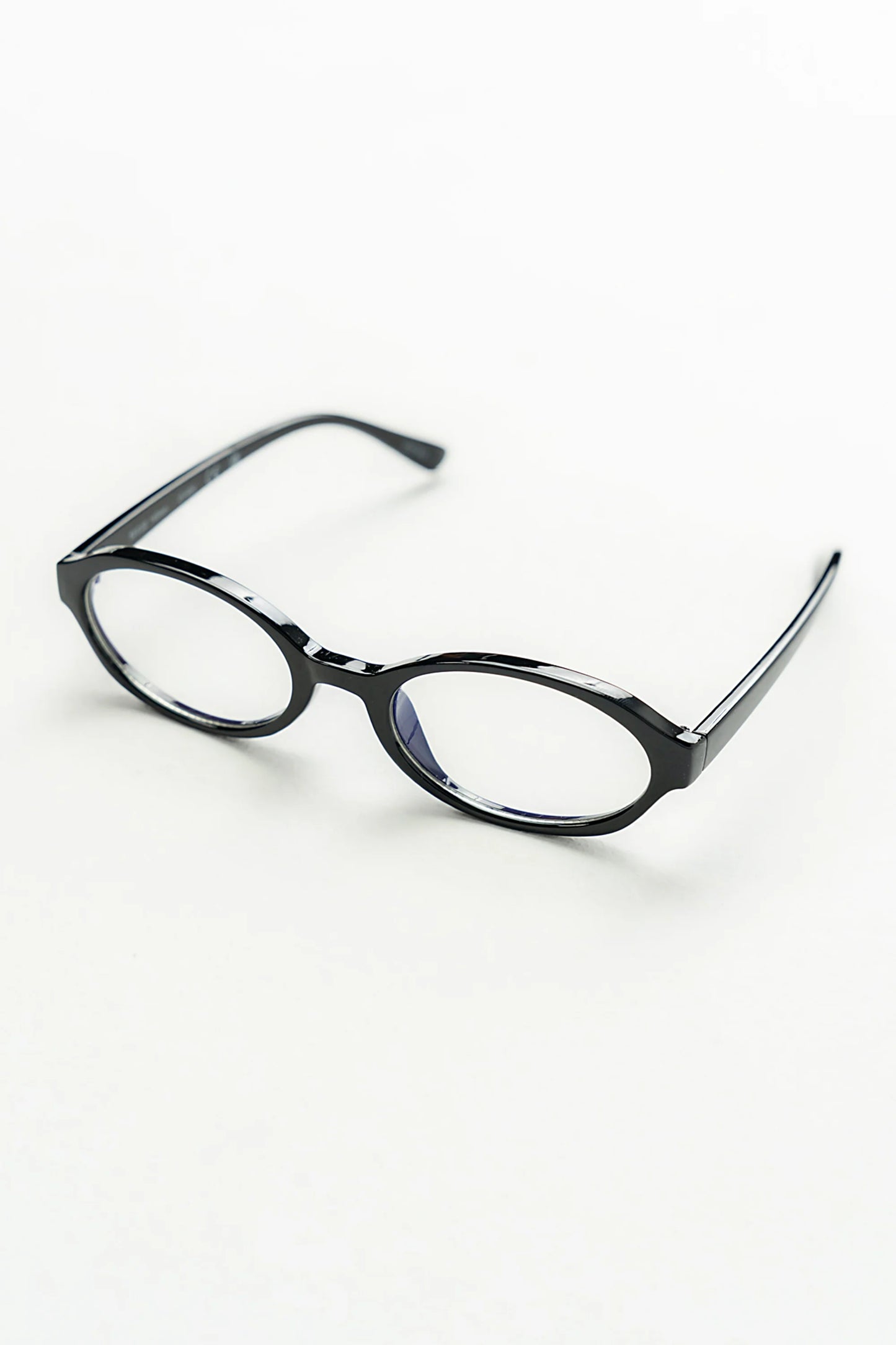 Eve Oval Blue Light Glasses in Black