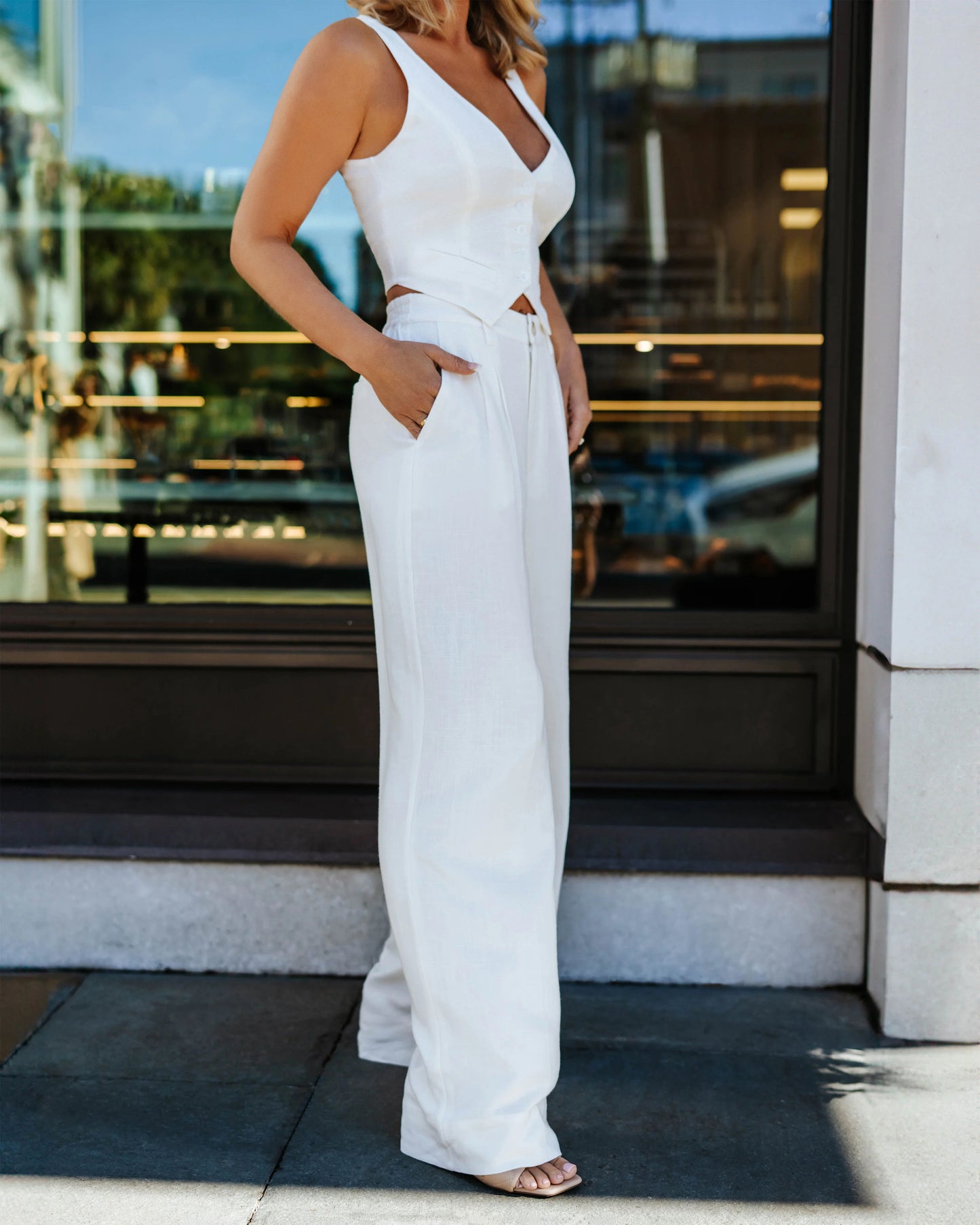 Leva Pocketed Wide Leg Pants