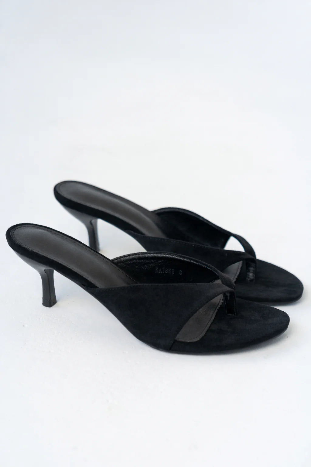 Kaiser Kitten Heel in Black