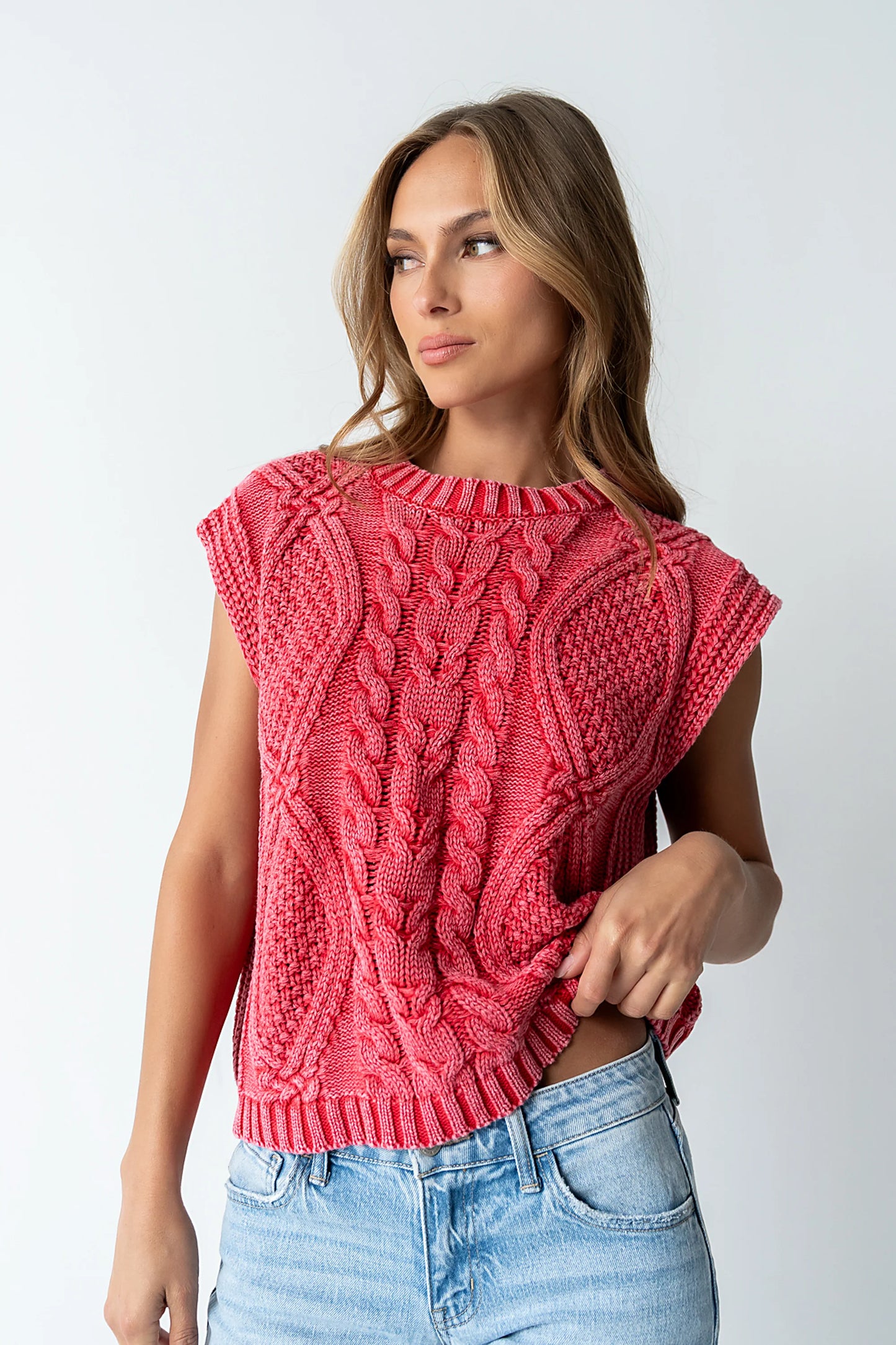 Rebecca Cable Knit Vest in Red