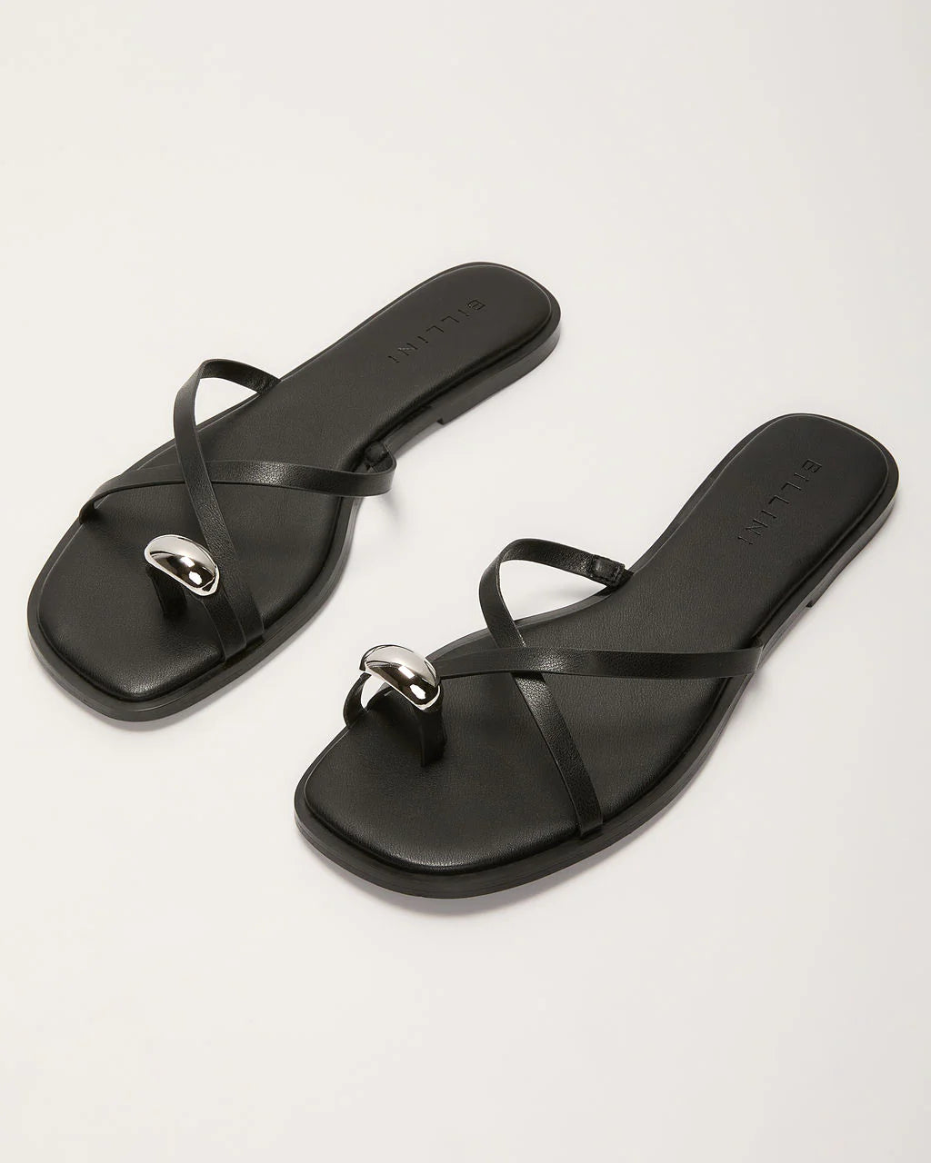Poppie Toe Ring Sandals