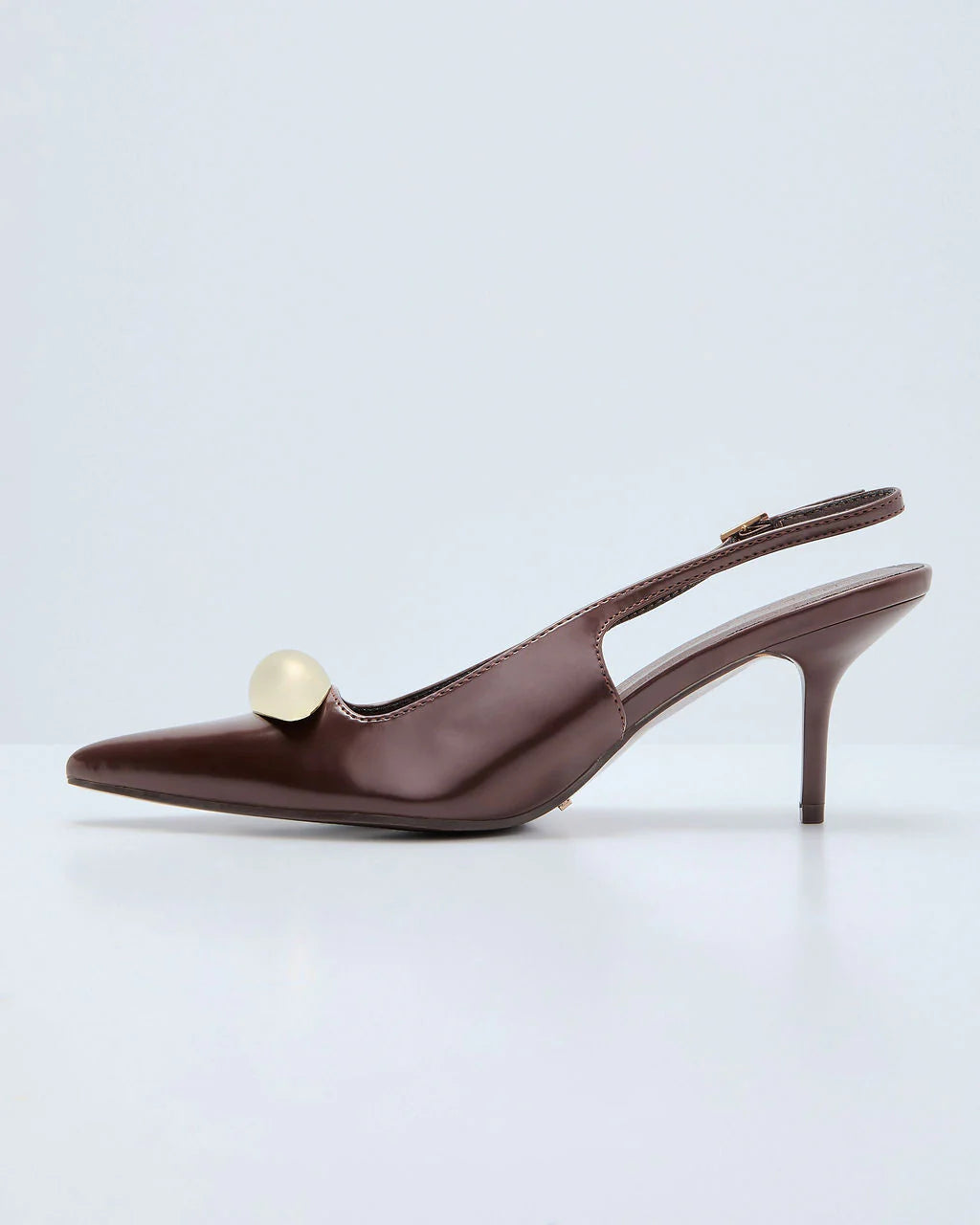 Toffee Walks Pointed Toe Slingback Heels