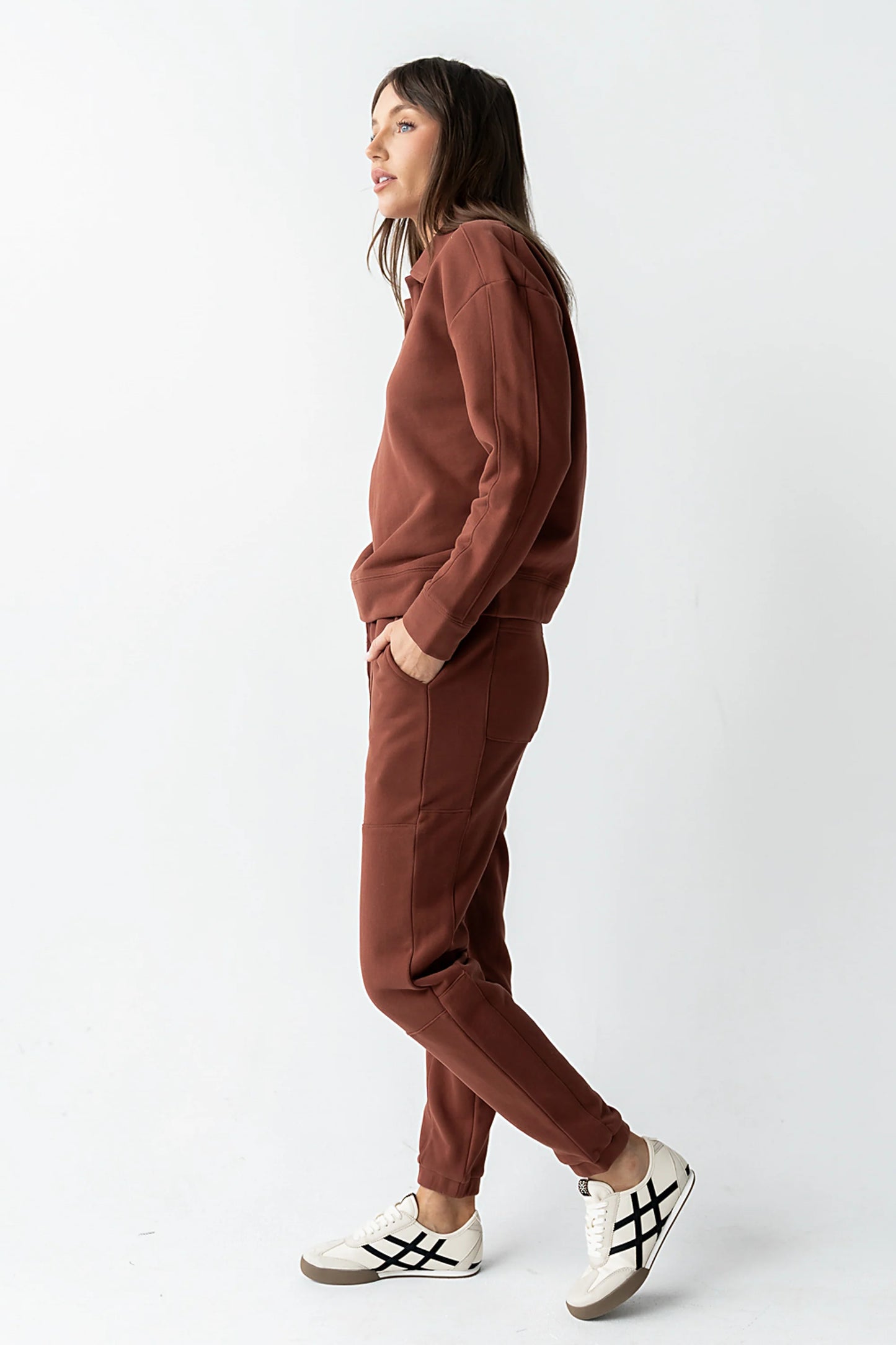 Patricia Barrel Sweatpants in Burgundy