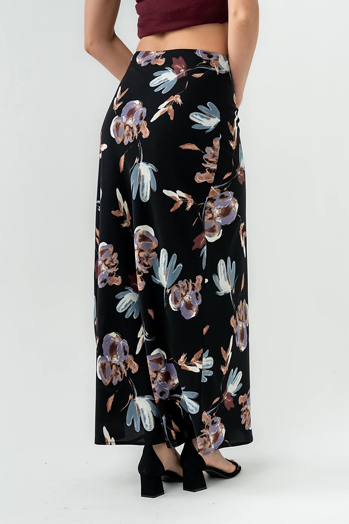 Eden Floral Midi Skirt in Black