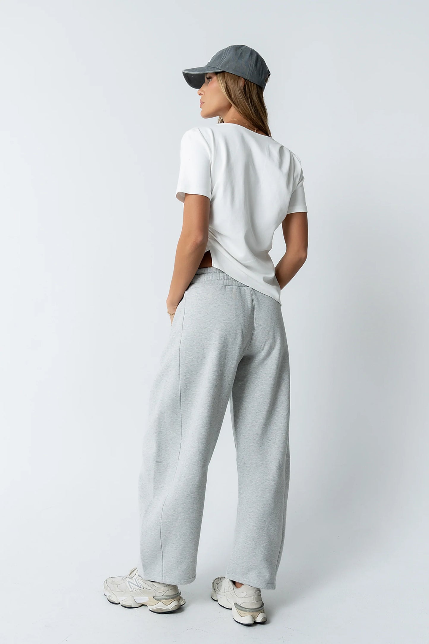 Maribel Barrel Sweatpants in Grey