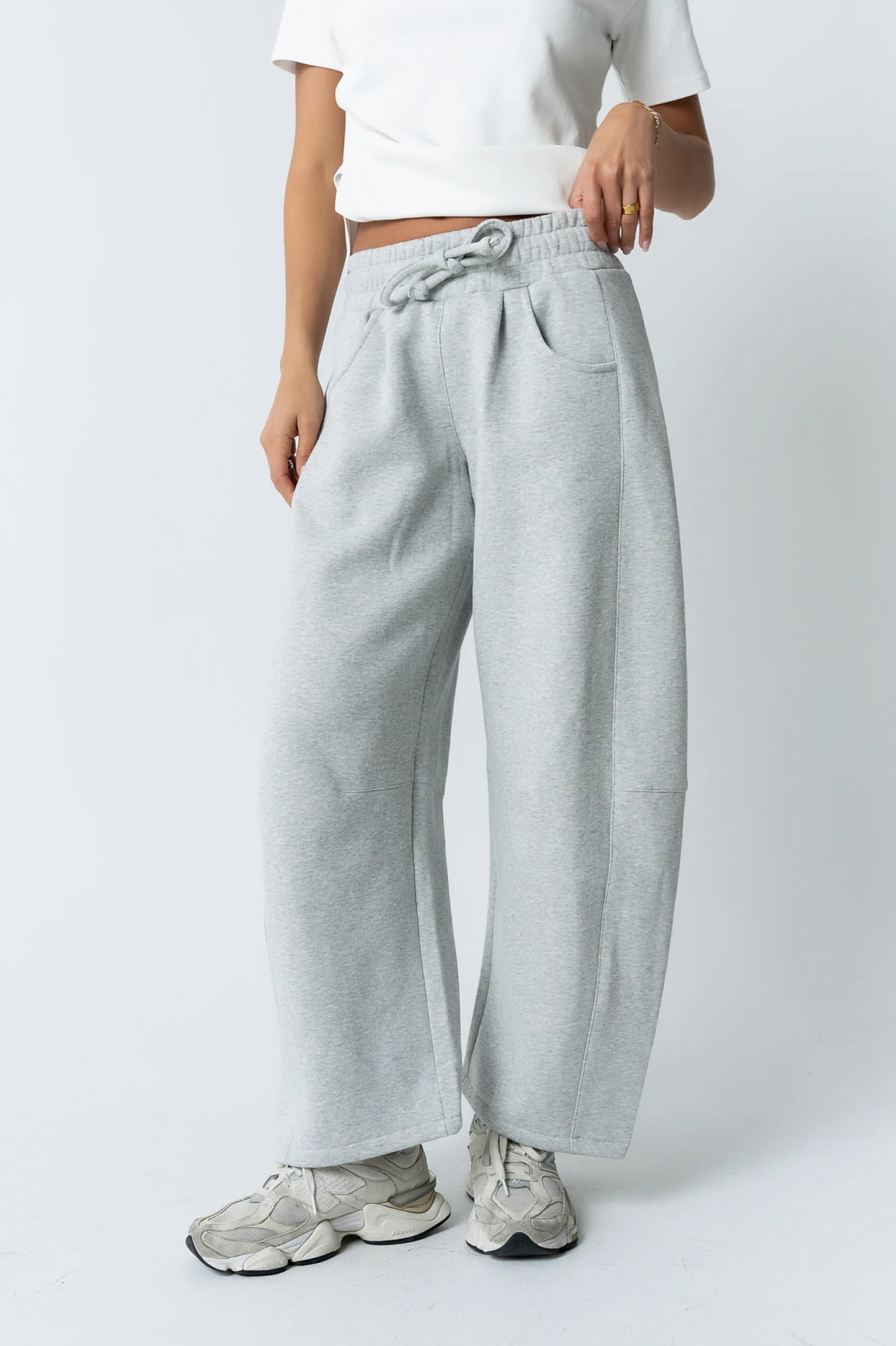 Maribel Barrel Sweatpants in Grey