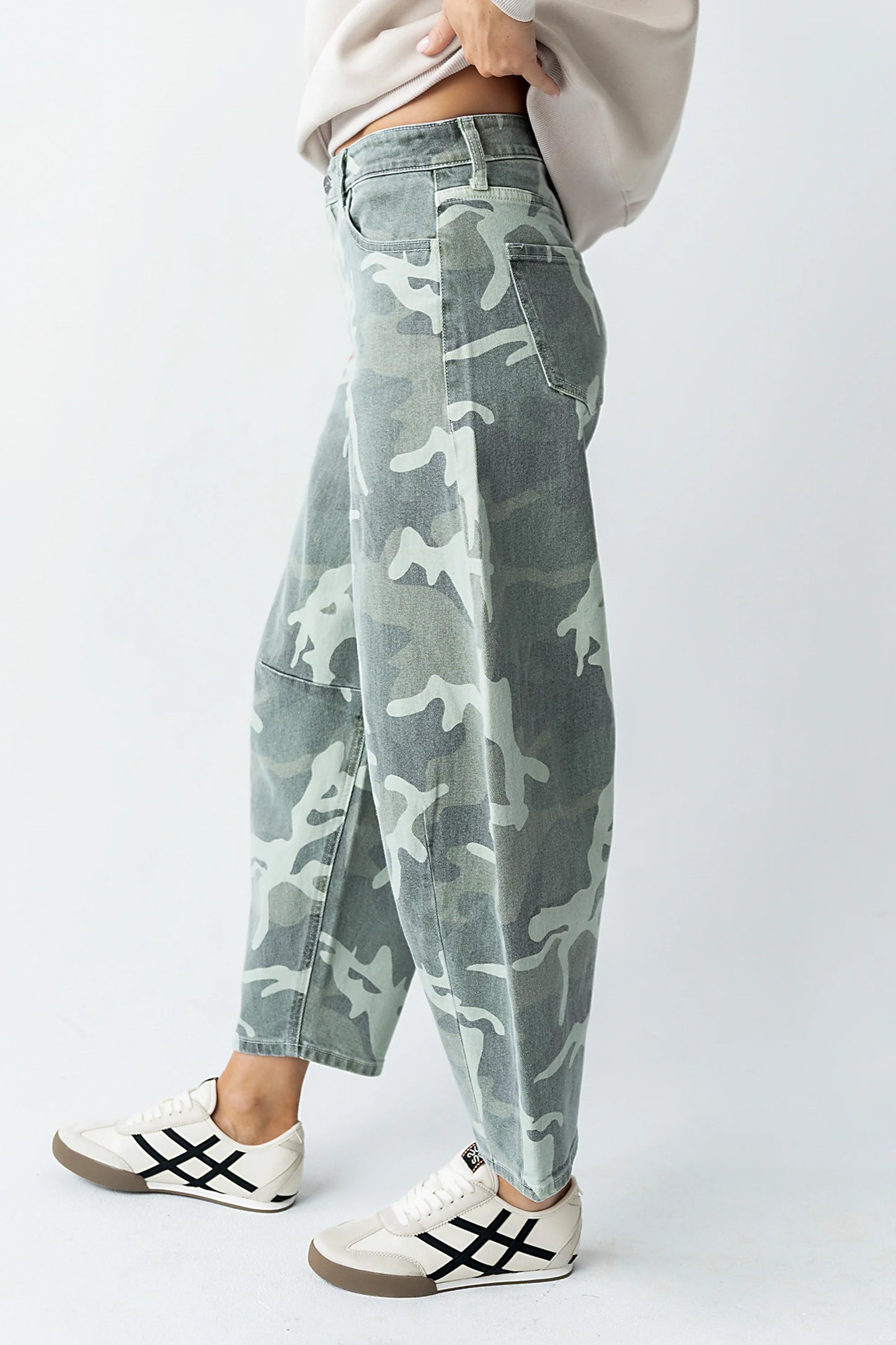 Maddison Camo Barrel Jeans