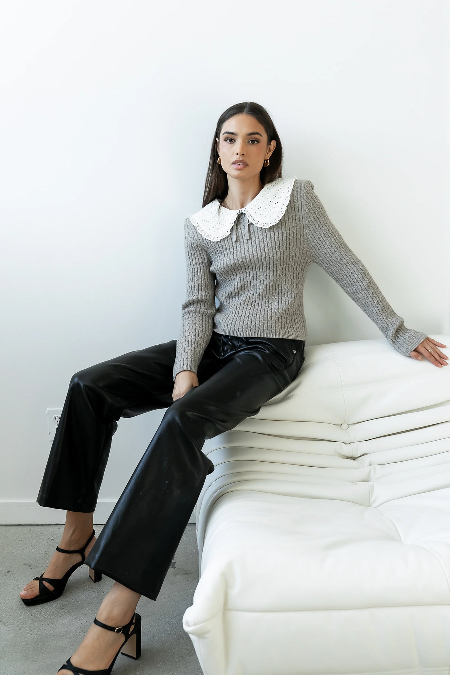 Bobbi Collared Sweater in Grey