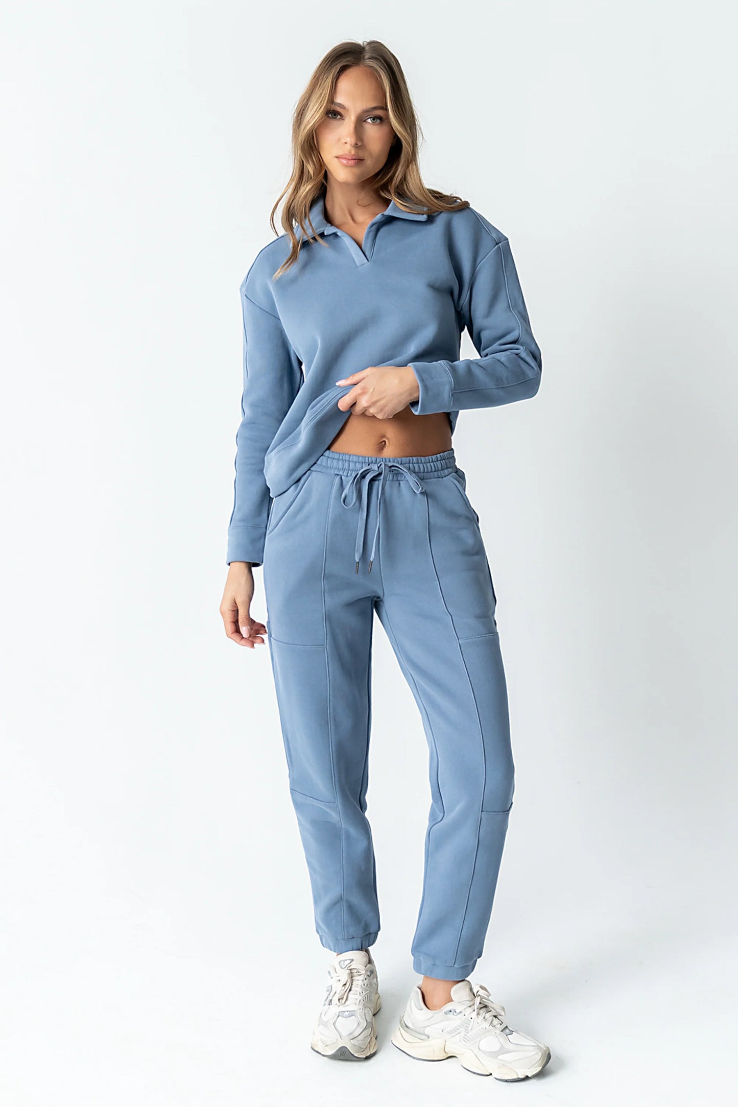 Patricia Barrel Sweatpants in Blue