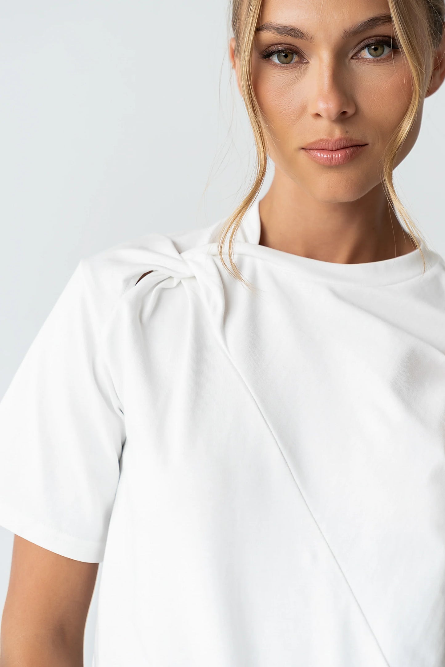 Buckley Knot Top in White