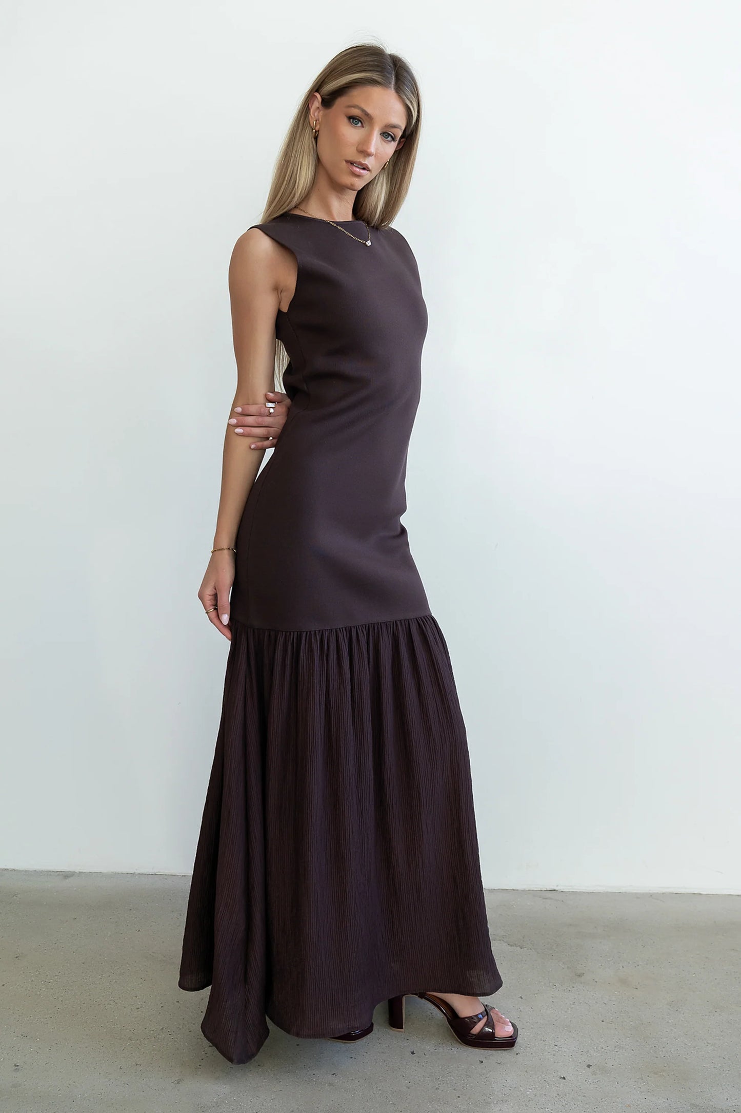 Lindsey Mermaid Maxi Dress in Brown