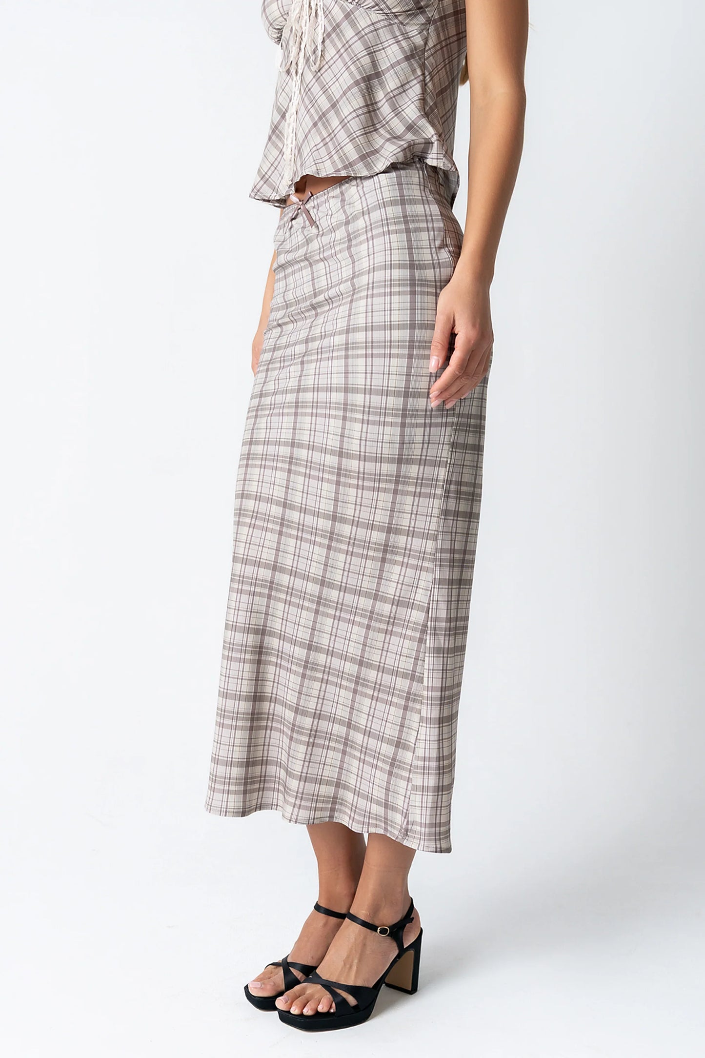 Jenna Plaid Maxi Skirt in Beige
