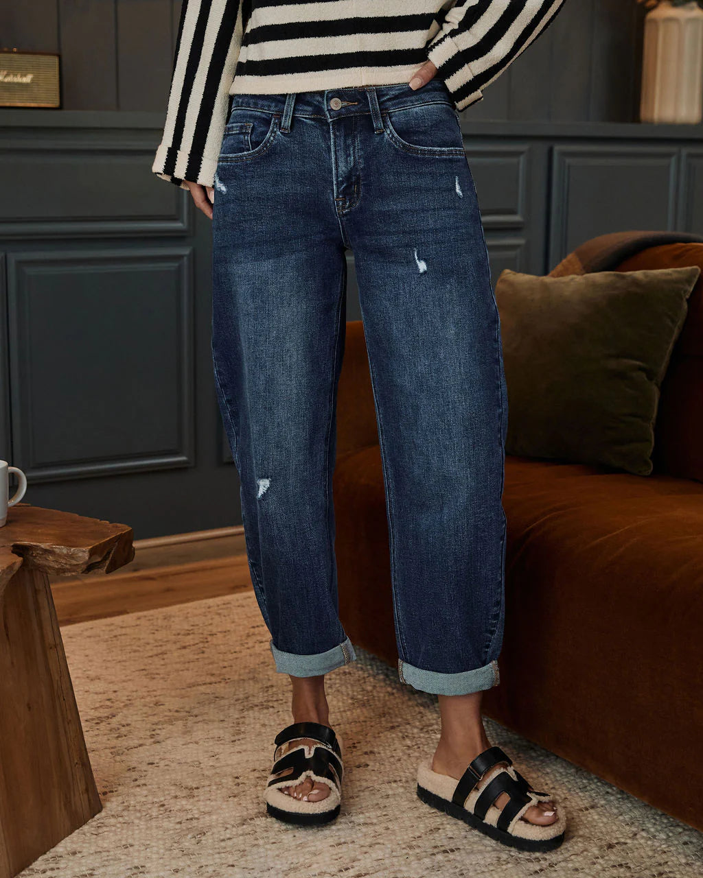 Tawnie Stretch Distressed Barrel Jeans