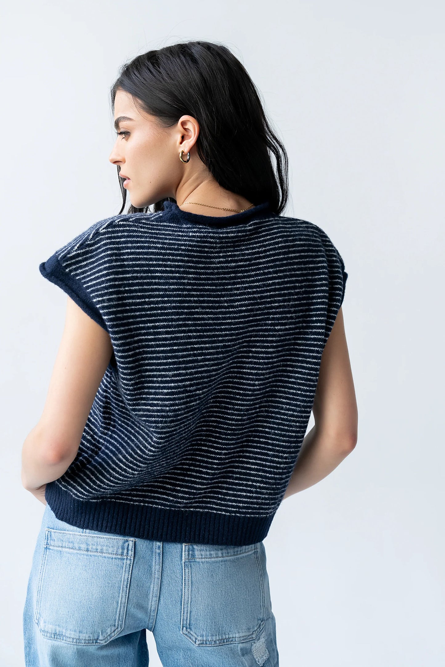 Clark Cardigan in Navy