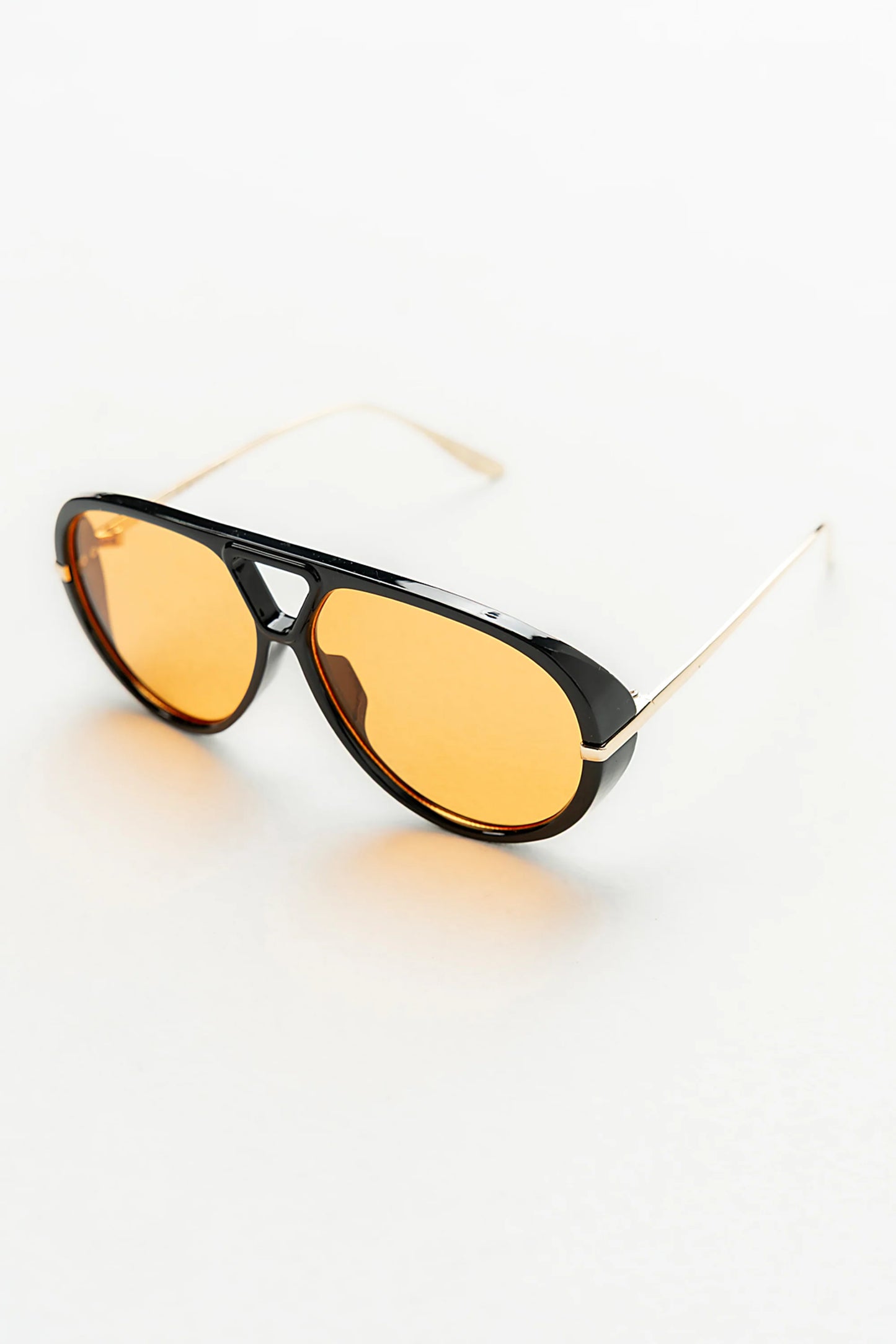 Vera Aviator Sunglasses