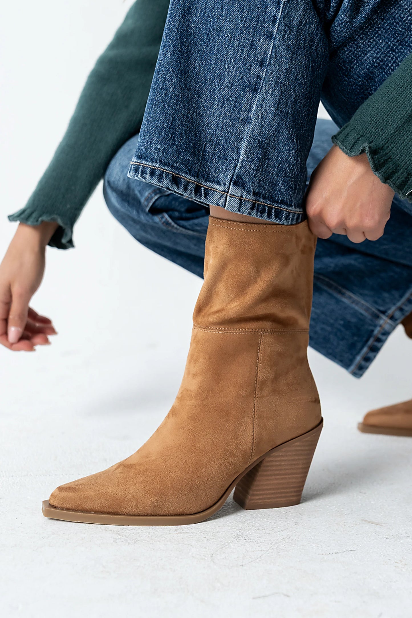 Venice Boots in Camel